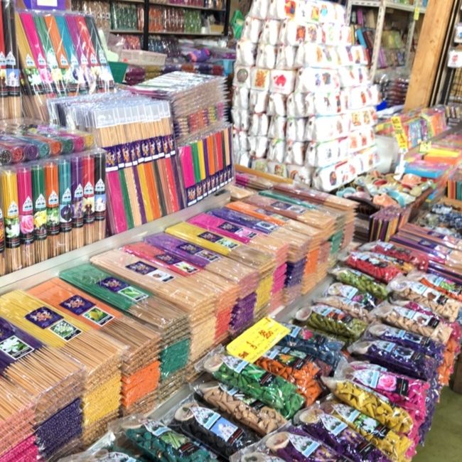 タイ雑貨<br />色合い等見ているだけでウキウキします