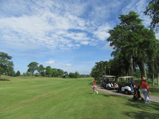 晴天、ヤヤ風あり....暑かったが、気持ち良かったラウンド。