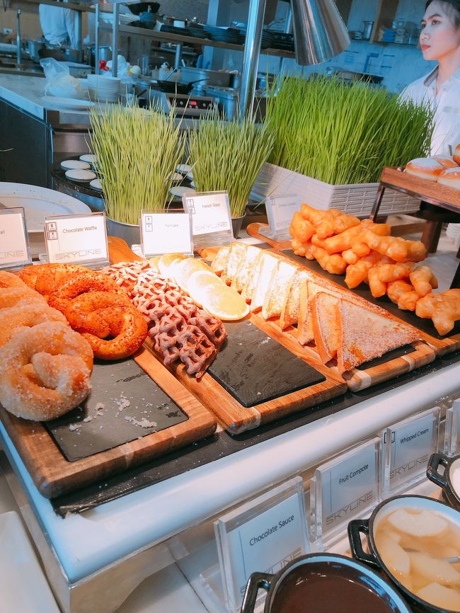 パンの種類も豊富