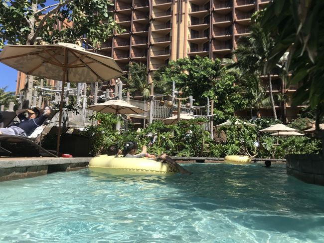 朝早くはまだ人が全然いませんー