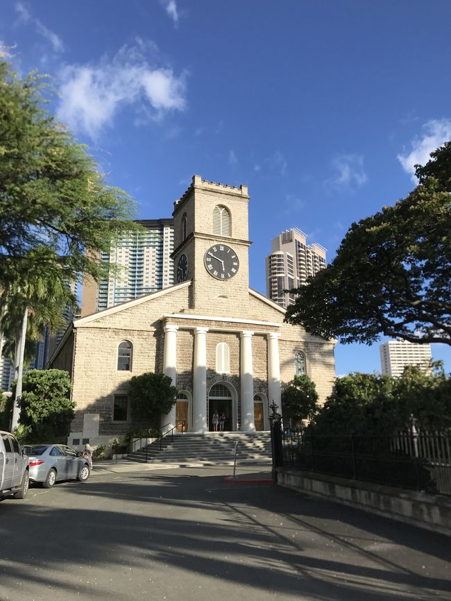 2010年10月に結婚式を挙げた<br />カワイアハオ教会です。<br />子供が産まれたら一緒に来てみたいなーと思っていたのです。