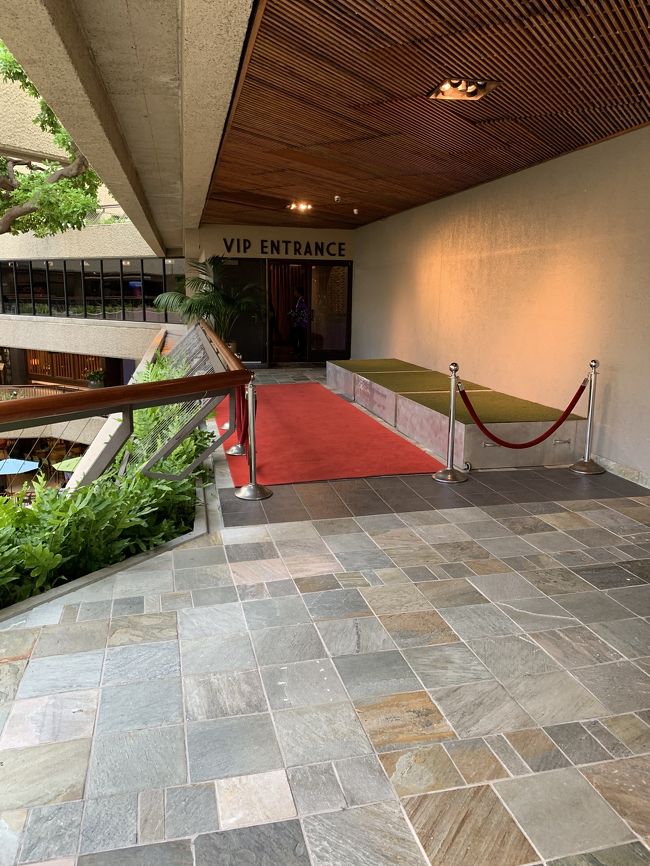 ここから入ります。