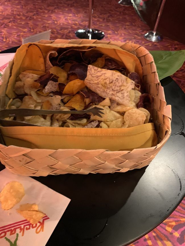 ポテトチップスもあります。