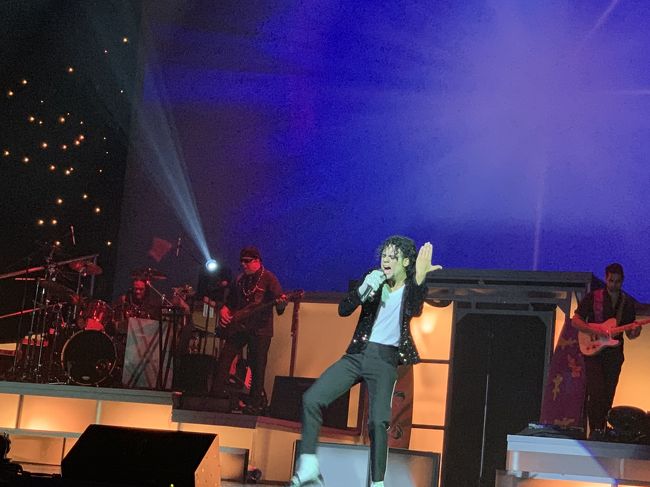 マイケルジャクソン登場！