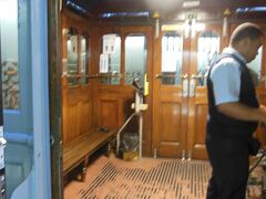 行列で悪名高いリフトも上からならすんなり乗れる。
４トラの情報で時間が節約できたなぁ♪