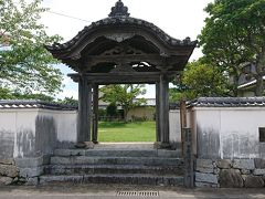 唐津藩校中門跡
今までただの公園としか思っとらんかった
今さらの発見