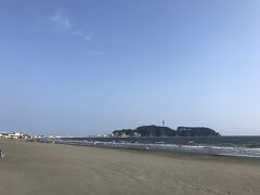 今日の夜から新島に行く
鵠沼のショップに海遊び道具を預けてあるんで、ちょっと入って
夜に竹芝桟橋直行の予定

ここの海は相模湾、湾なんで普段はかなり穏やかな波

