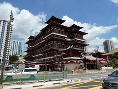 この寺は前にみたから素通り。
仏教寺院。