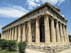古代アゴラで一番の見所が、紀元前450年から紀元前440年頃に建てられたというヘファイストス神殿。オリンポス12神のひとり、鍛冶を司る「ヘファイストス」を祀る神殿。

＜古代アゴラ＞
https://youtu.be/WB4gzIifnqU