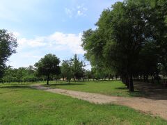 16:35

ティラスポリ最後の観光はキロフ公園。
あまり人がいない・・・