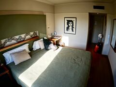 【Hotel Raices Aconcagua】

口うるさい日本人相手にするツアーなので、ホテル選びは、そこそこ慎重している（筈）なので、通常は可もなく、不可もなくというホテルが選ばれる筈なんですが......