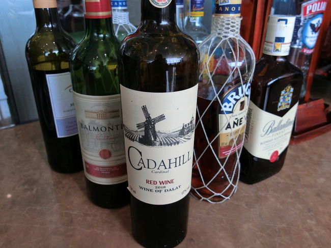赤、白共にベトナム・ダラット産のワインがあります。<br />味はイマイチ。