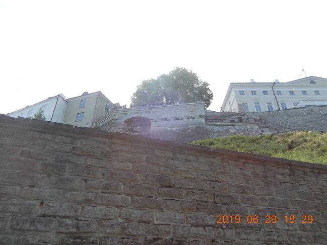 Patkuli Stairs（Patkuli trepp）史跡<br />　　Rahukohtu 3, 10130 Tallinn, エストニア<br /><br />旧市街から、此処の階段を登ると展望台。