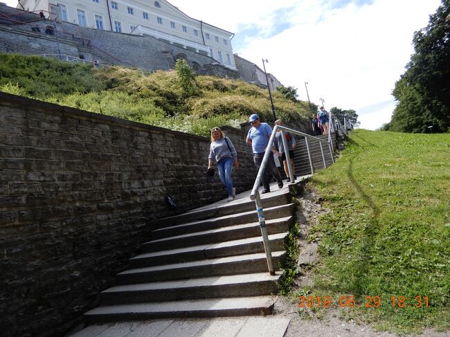 Patkuli Stairs（Patkuli trepp）史跡<br />　　Rahukohtu 3, 10130 Tallinn, エストニア<br /><br />旧市街から、此処の階段を登ると展望台。