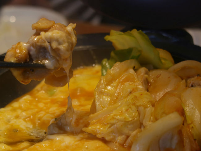 道産鶏のチーズタッカルビ　とろーり２種のチーズが辛みをやわらげています。<br />鶏も柔らくて美味しいです。<br />明日からは娘の運転でガーデン街道巡りに出かけます。　７－2につづく<br />