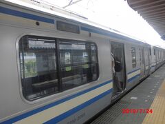 JR君津駅（１０：５０発）で、JR千葉駅行きの列車に乗り換える。