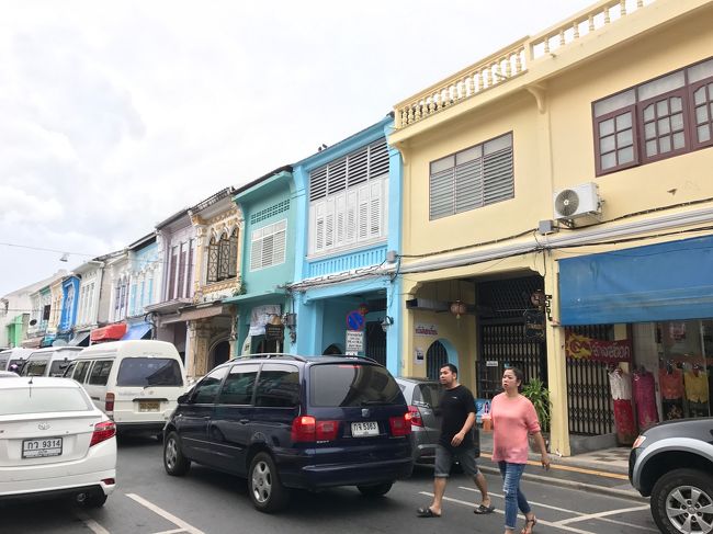 カラフルな建物が可愛い。