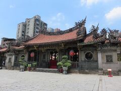 「龍山寺」