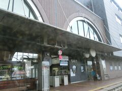 そして、真岡鐵道というと、こちらの駅。
一気に来ました。

本来、この駅は、ＳＬの車体を模したという、非常に特徴的な形なのですが、発車していく間際に撮るのを失敗してしまいましたので、このほかの駅舎画像はありません。