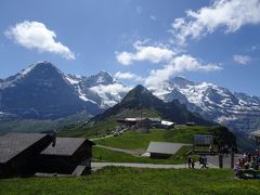 1時間弱で、メンリッヒェン（2,289ｍ）に到着！
すぐに、アイガー、メンヒ、ユングフラウなどを見れるように、少し上り道へ。
ほんのちょっとなのに、ハーハーします。