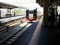 神宮前から特急でセントレアへ。道内で贅沢するため一般車を選びました。