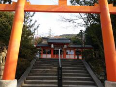 続いて、宇治神社。
