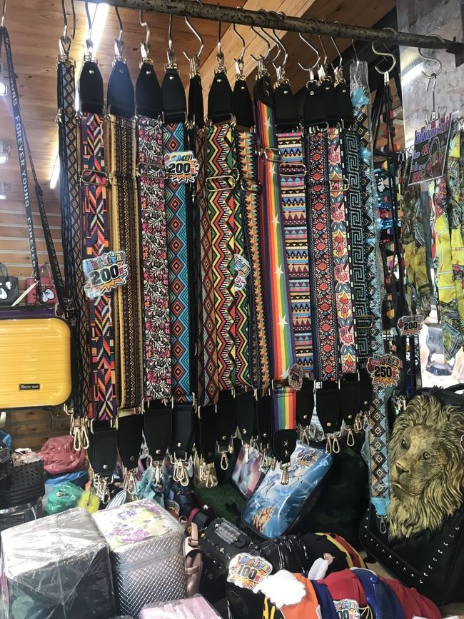 バッグやカメラにつけるかわいいストラップや