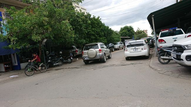 トヨタの四駆系車両、今風に言えばSUV、<br />CITYランナーみたいなライト四駆から<br />ヘビーな４駆まで沢山走っていました。