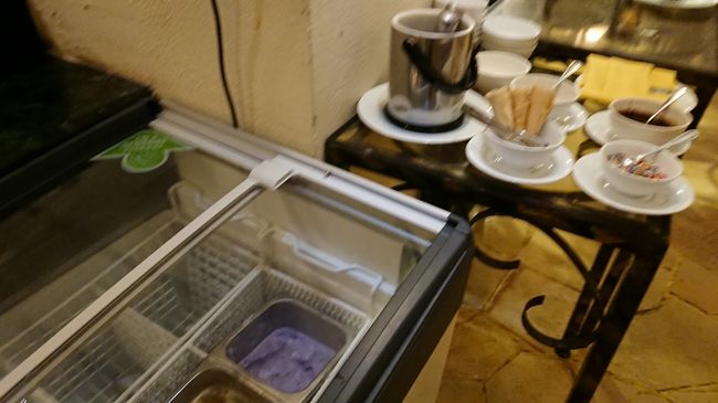 夕食の方ですが、アイスクリームまであり<br />大満足の夕食となりました。