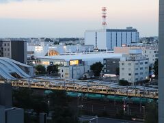 自販機コーナーよりさいたま新都心駅とコクーンシティ。
スーパードライ300円、エビス350円など。