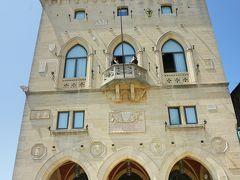 共和国宮殿
サンマリノ庁舎
Palazzo Pubblico
建物は19世紀末に建てられたネオゴシック様式で、内部には議場があります。

http://www.museidistato.sm/