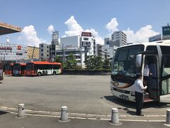 高松から三時間くらいで松山に着きました。