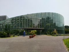 熱帯植物園の建物