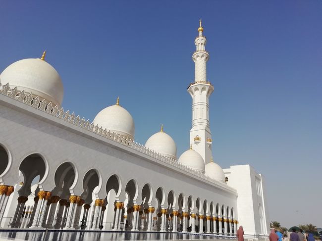 2019 03ドバイ旅行 アブダビ シェイク ザイード モスク編 アブダビ アラブ首長国連邦 の旅行記 ブログ By Milalanさん フォートラベル