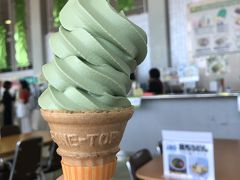 こんぶソフトクリーム！300円なり。
こんぶといっても、ほんのり香るぐらい。
美味しかったです(^^)