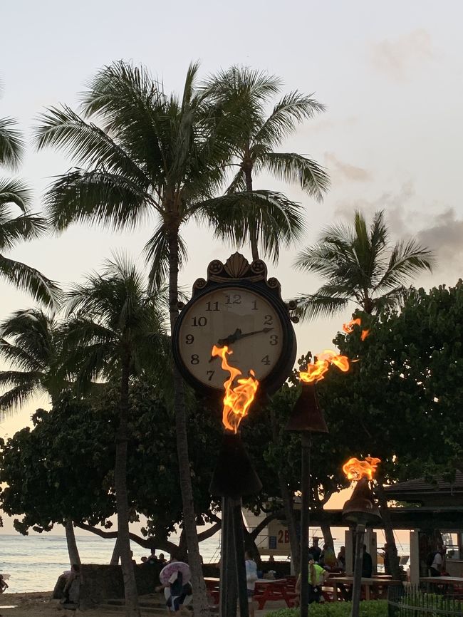 19時10分頃に日の入りです。