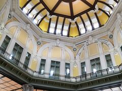 東京駅丸の内南口