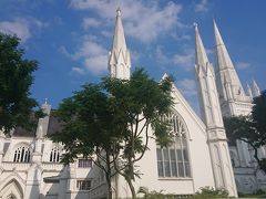 ▼セント・アンドリュース大聖堂(St Andrew's Cathedral)
シンガポール最古の聖堂。
コロニアル建築。
クラシック・リバイバル様式…ゴシック・リバイバル様式。
Colonel Ronald Macpherson設計。
