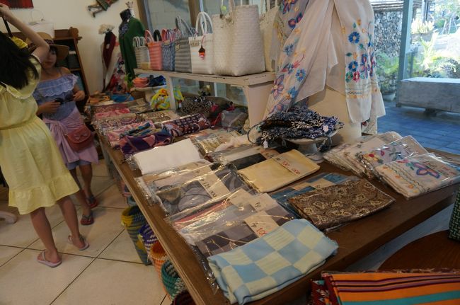 布製品もいっぱいです。<br />