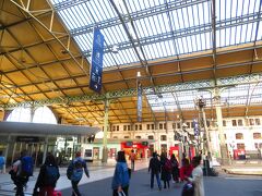トゥール駅に着いた
GARE SNCF DE TOURS