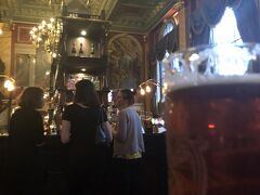 The Old Bank of England/ザ・オールドバンク・オブ・イングランド
同じクラスのターキッシュの子おすすめのPUB.
放課後にクラスメイトのみんなで行きました(*^_^*)

受賞歴のあるパイ料理があるのでトライしてみてね！
カウンターでお酒を買うときに、IDを見せる必要があります。