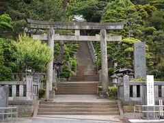 その夜、神様が翁の夢に現れて、大国主神であることを告げました。
翁は村人と力を合わせて社を建てて、村の鎮守として祀ったのが起源と伝わります。

江戸時代までは「貴宮（きのみや）大明神」と言っていたそうで、キノミヤ信仰の神社で、京都の貴船神社を勧請したものではありません。
明治元年に貴船神社と改称したそうです。