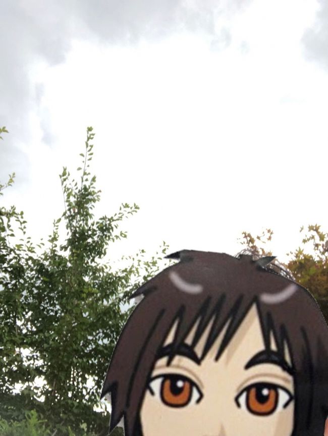 外に出て自撮りを楽しむたかティムさん。でもこの写真って・・・？