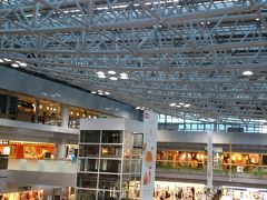 新千歳空港。お～い！ドラえも～ん。
