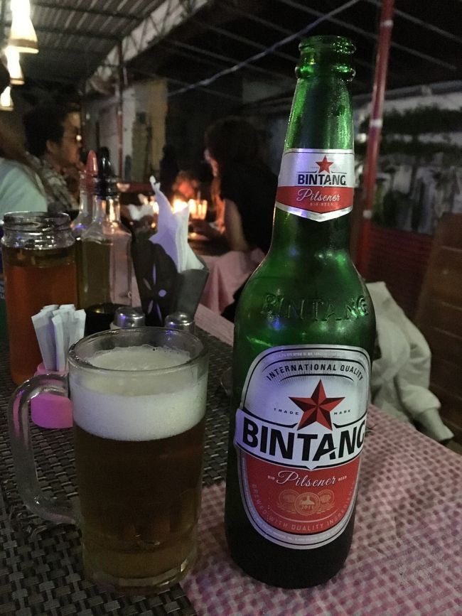 お腹が空いたので、行きつけのピザ屋REGINAに。お店のオーナーの奥様と再会。オーナーは地震の時我が家がお店にいたことを覚えてた。