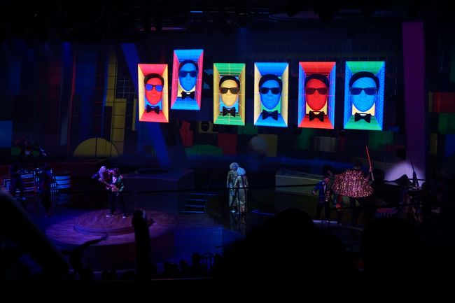 あれ、これ見たことがあるんだけどこんなに楽しかったっけ？<br />Spectra役の男性が数か月前に変わったというのもあるかもしれないけど、このショーはロボットスクリーンやプロジェクションマッピングを駆使したものなので1階席の前方よりも全体が見渡せる2階席の方が楽しめるということがわかりました。<br />圧倒的に迫力とショーの臨場感が変わってきます。<br />楽しかった！