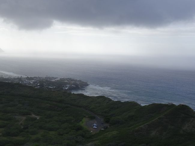 また雨が降ってきた。
