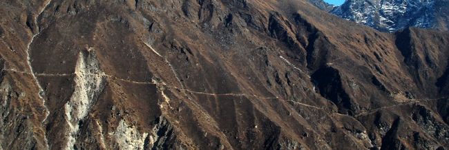 26日１３：３７　　ルッザ付近<br /><br />あちらからの展望はいかに？？<br />