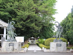 諏訪神社から北へ数分歩き、坂東三十三観音霊場の星谷寺へ。
創建は奈良時代の聖武天皇のころ（724～749）で、本尊は聖観世音菩薩。星の谷観音堂は、坂東三十三札所巡りの八番札所。