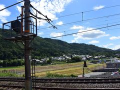 トロッコ嵯峨駅から約30分、トロッコ亀岡駅に到着。

のどかな風景が広がっていました。